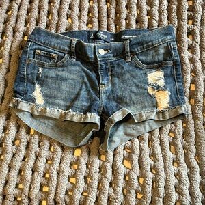 Hollister low rise Jean shorts